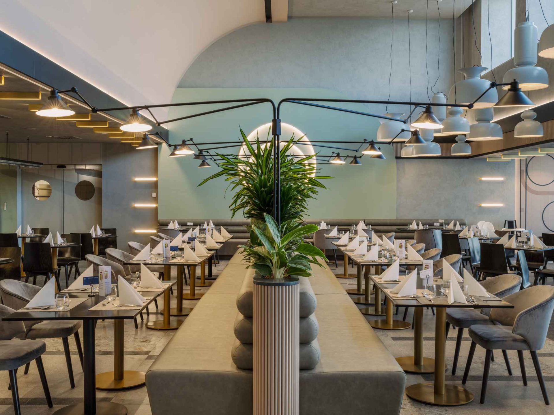 pontcolab-hotel-buk-etterem-lampak-05